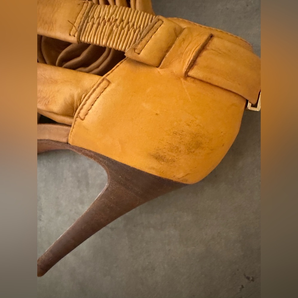 Tory Burch Lounge Wrap-Up Heel - Picture 16 of 16